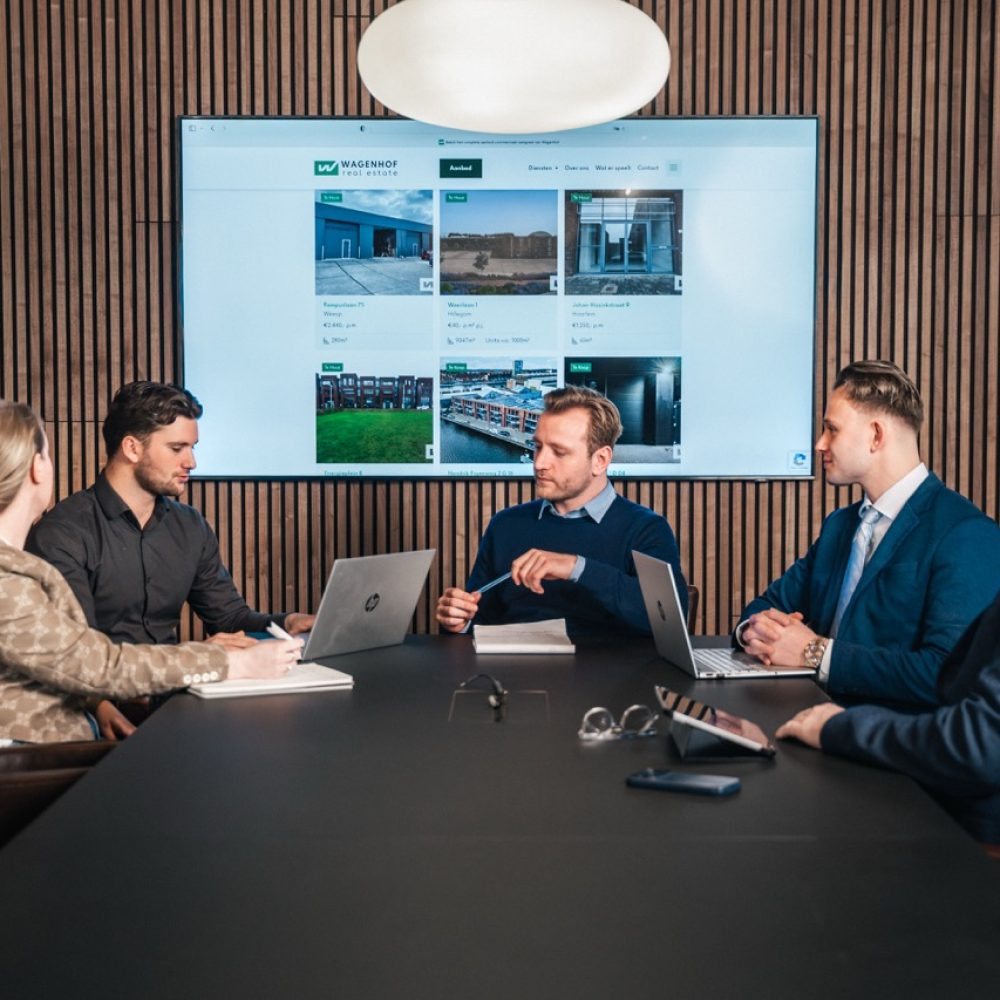 Commercial Real Estate Agency-19 Large